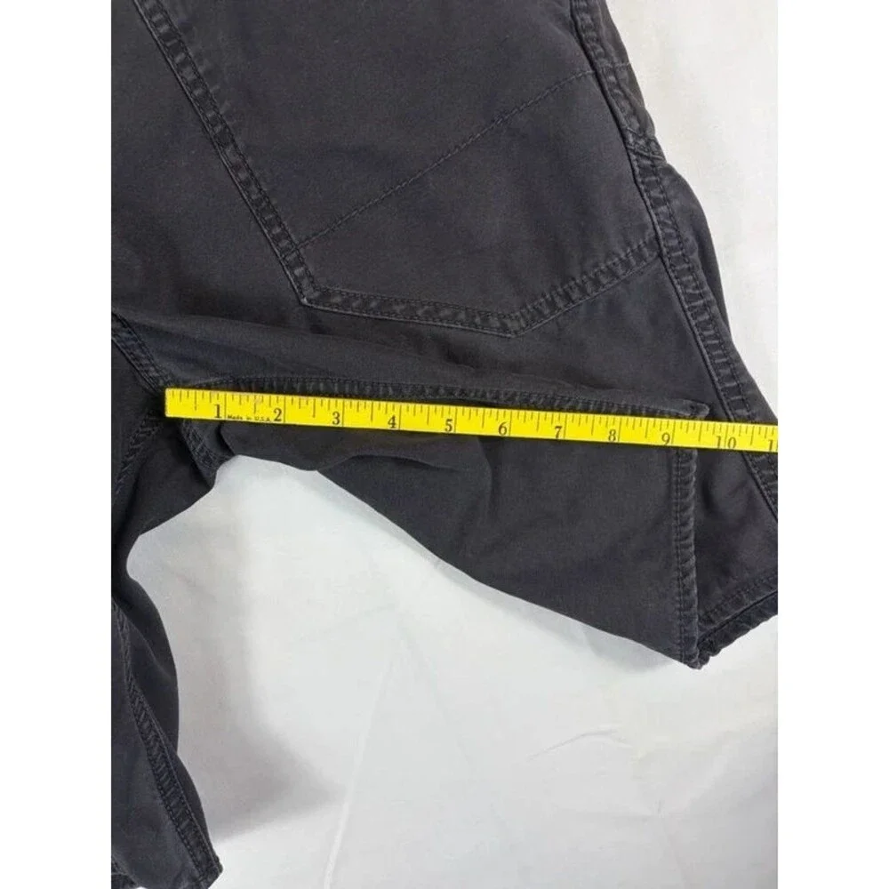 Rock & Republic Shorts Cargo Riveted Baggy Black Men’s Size 32 Summer Y2K Casual